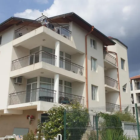 Havana St Vlas Апартаменты Свети-Влас